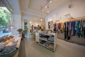 fair organic and vegan Fashion for Women and Men at DearGoods I in Munich