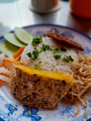 Vegan com tam at An Nhien in Ho Chi Minh City