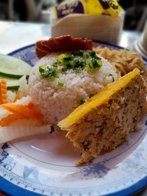 Vegan com tam at An Nhien in Ho Chi Minh City