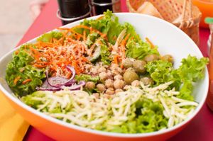 Salad bowl at RetroBar in Verona