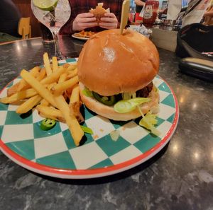  at LTN - Frankie and Benny's - NT in Luton