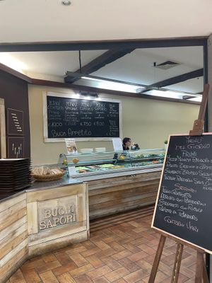 Menu and meal options at I Buoni Sapori in Viterbo