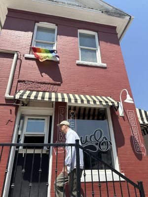 Pickup window  at Buds in Salt Lake City