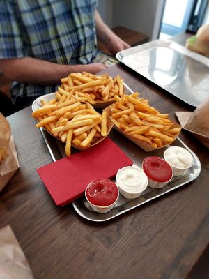  at VEG'D - Vegan Burgers - NK in Berlin