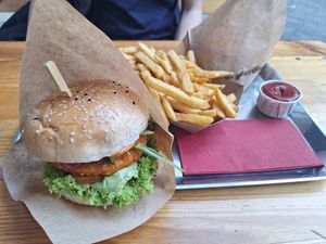  at VEG'D - Vegan Burgers - NK in Berlin