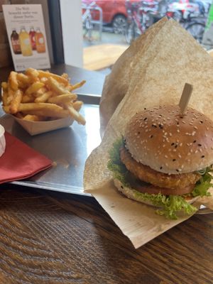   at VEG'D - Vegan Burgers - NK in Berlin