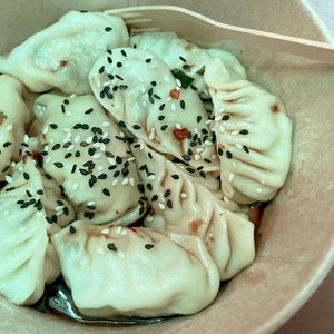 Vegan dumplings with tofu, chinese cabbage, muer mushrooms, carrot, champignon, garlic. Collab with Kanasiki delivery, Dec 9th. at Aygi in Yerevan