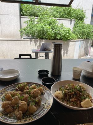 Vegan cauliflower chicken and knife cut noodles  at Tae Tae Tae (태태태) in Busan