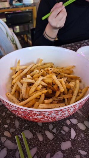 Truffle fries at Tae Tae Tae (태태태) in Busan