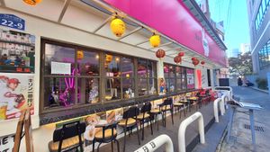 Outdoor seats at Tae Tae Tae (태태태) in Busan