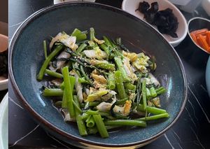 Morning glory   at Tae Tae Tae (태태태) in Busan