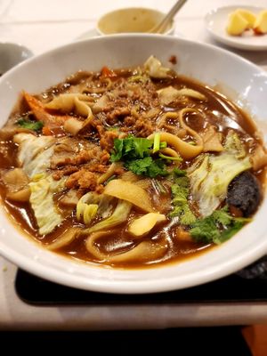 Braised Tofu Noodles (22). Not to be confused with the Braised Tofu Soup at Joyve Cafe in Auckland