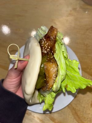 Teppanyaki Grill Bao (great value for just $9) at Joyve Cafe in Auckland