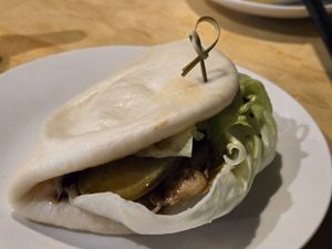 teppanyaki bao at Joyve Cafe in Auckland