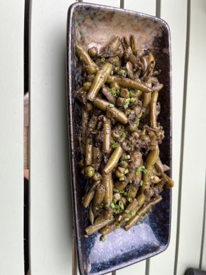 Olivenblätter-Bohnen-Salat - Perfektion!  at Isst Balance  in Titisee-neustadt