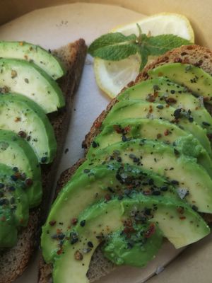 Avo-Stulle at Aroma  in Bad Vilbel