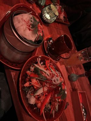 Bao bun und Papaya Salat   at Padme Hum  in Munich