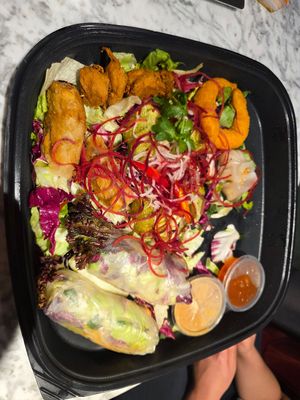 Vorspeisenplatte "Empfehlung des Hauses" at Padme Hum  in Munich