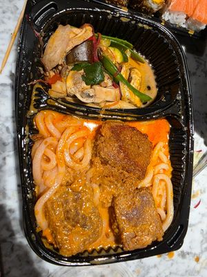 29a Udon in Currysauce mit Hähnchen at Padme Hum  in Munich