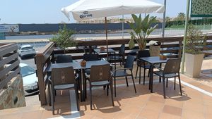 La terrasse at The Green Hen in Orihuela