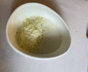 Ajo blanco d'avellanes i verdures  at Lluerna in Barcelona