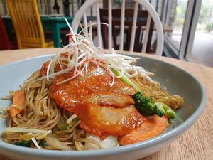 Singapore noodle with mock BBQ Pork at Taste of Asia Wollongong  in Wollongong