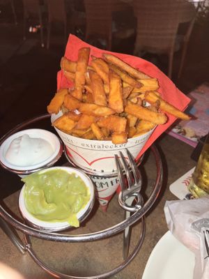 Sweet potato chips   at Cafe Extrablatt in Sylt