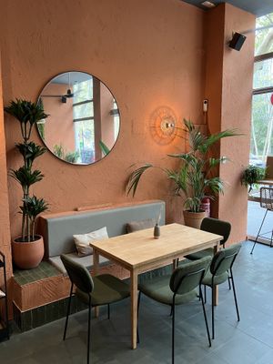 Local  at Morgentau. in Barcelona