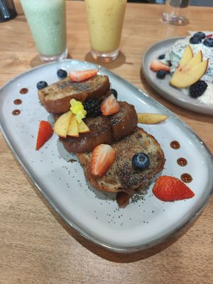 French toasts at Morgentau. in Barcelona