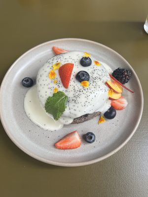 Blueberry Pancakes!  at Morgentau. in Barcelona