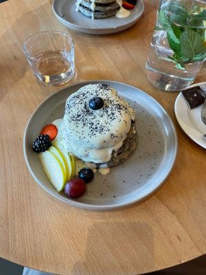  at Morgentau. in Barcelona