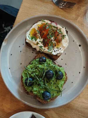  at Morgentau. in Barcelona