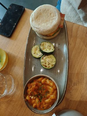  at Morgentau. in Barcelona