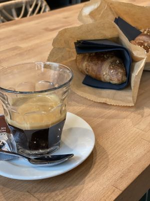   at Morgentau. in Barcelona