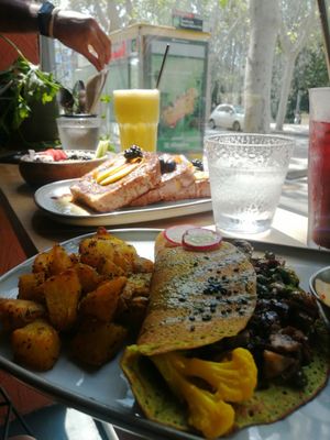 Es tan rico como se ve at Morgentau. in Barcelona