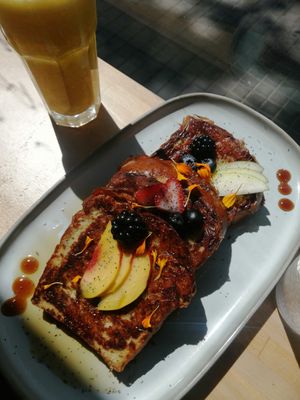  at Morgentau. in Barcelona