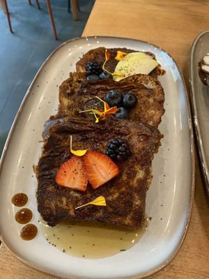 French Toast!  at Morgentau. in Barcelona