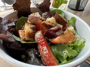 Fresh spring salad with strawberries and beets  at Morgentau. in Barcelona