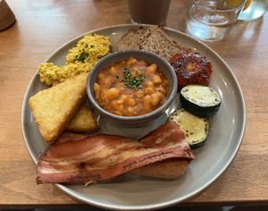 English Breakfast - 8.5/10  at Morgentau. in Barcelona