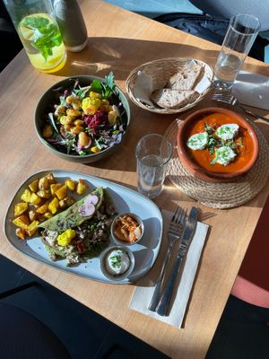  at Morgentau. in Barcelona