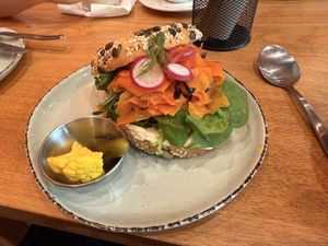   at Morgentau. in Barcelona