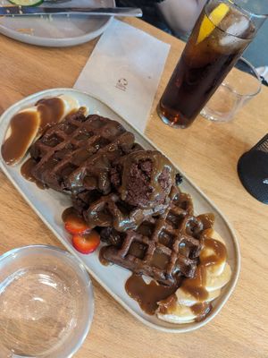  at Morgentau. in Barcelona