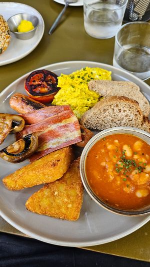 English Breakfast at Morgentau. in Barcelona