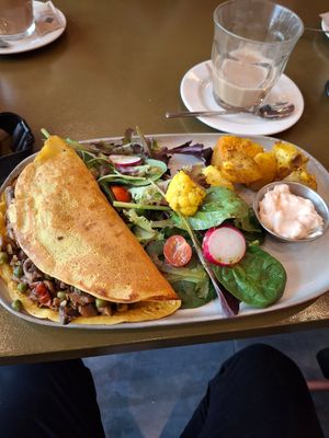 Omelette, absolute insane at Morgentau. in Barcelona