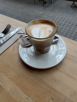   at Morgentau. in Barcelona