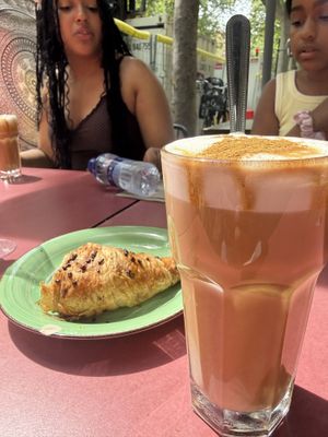   at Morgentau. in Barcelona