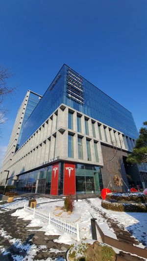 The restaurant is on the 2nd floor of this building #Veganuary at Legume Seoul in Seoul