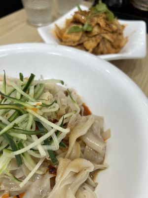 Cold noodles  at Mom's Pan-Fried Buns - 老娘水煎包 in Toronto