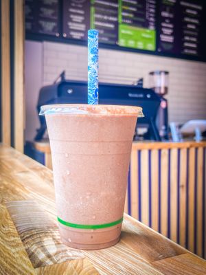 Date Me - smoothie with cold-brewed coffee, dates and organic cacao at JuiceKing in Exeter