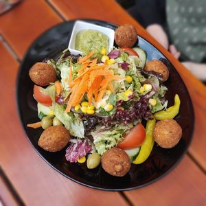 8: Falafel at Alte Feuerwache in Cologne